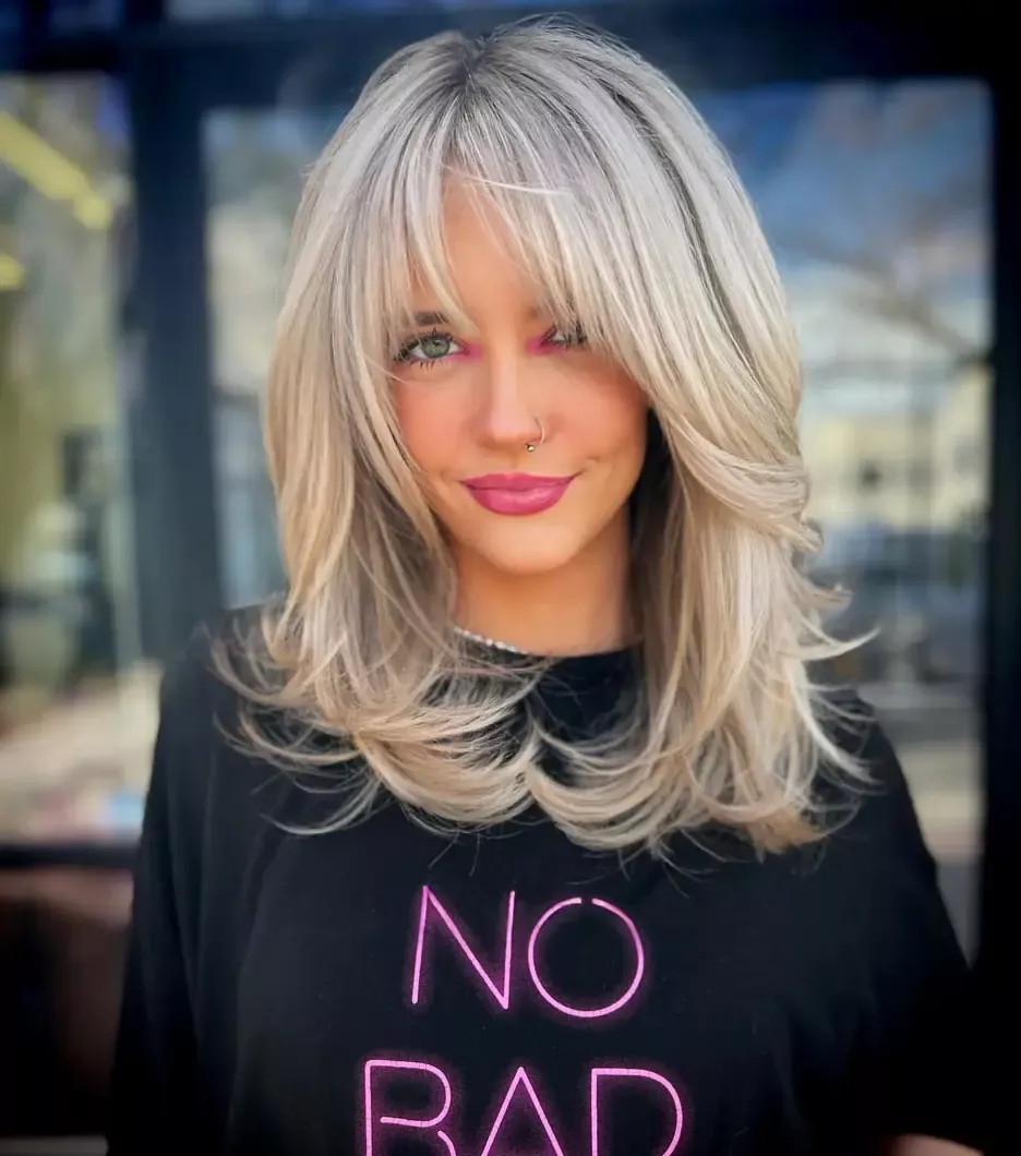 cheveux longs dégradés effilés