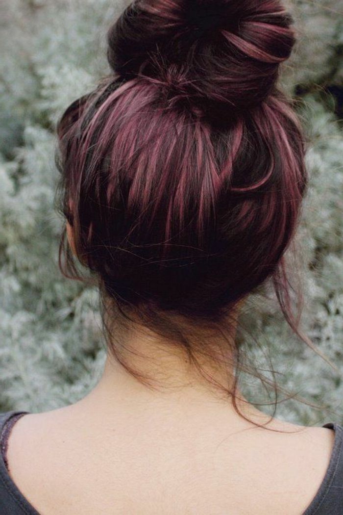 couleur violine profond