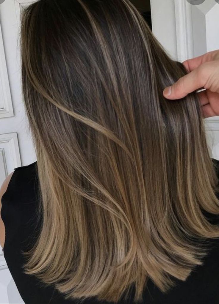 Cheveux châtain balayage