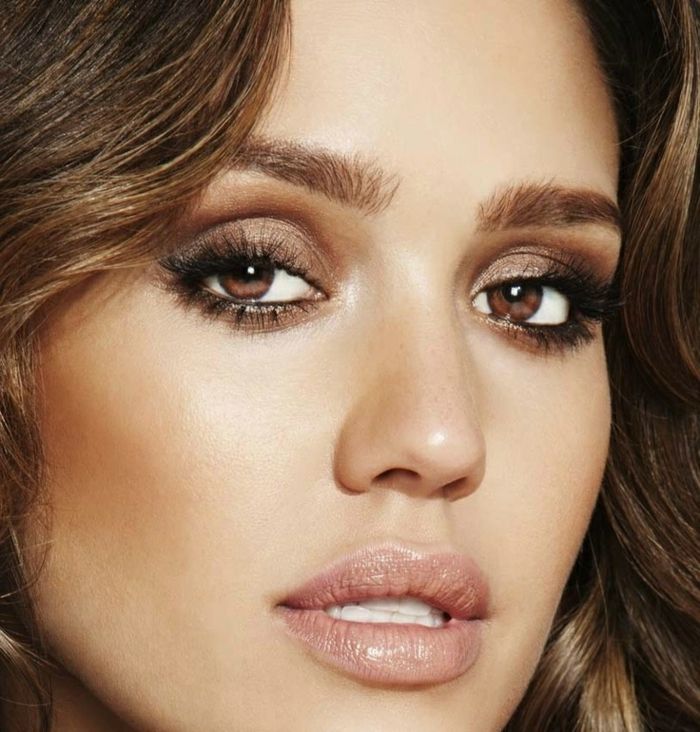 Maquillage yeux noisette