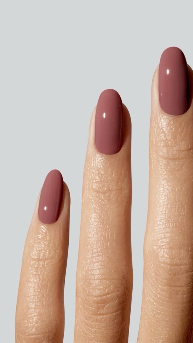 Vernis gel rose poudré élégance