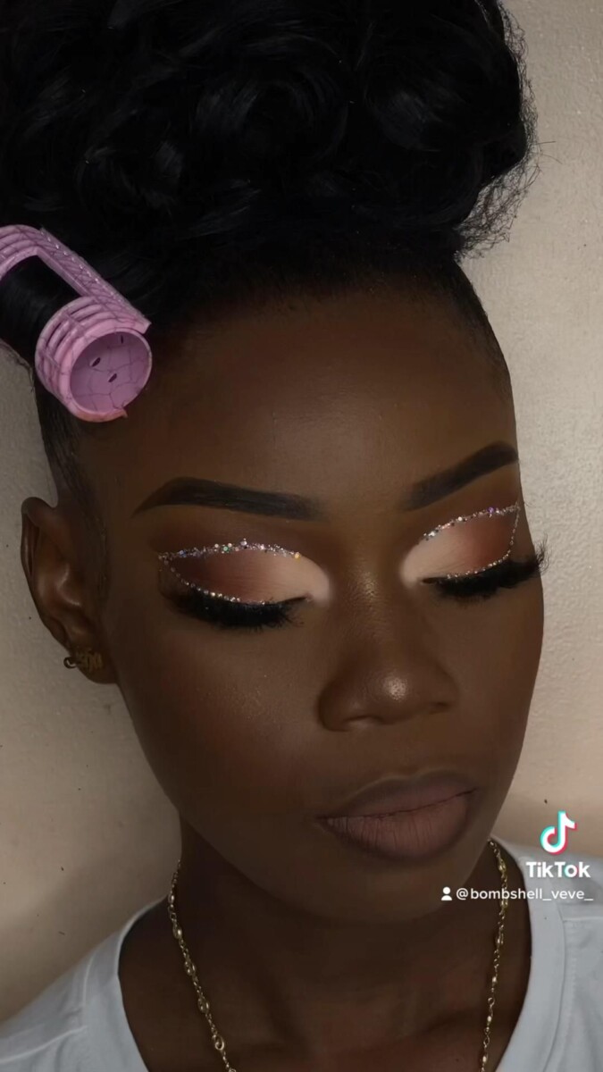 Maquillage festival simple débutant