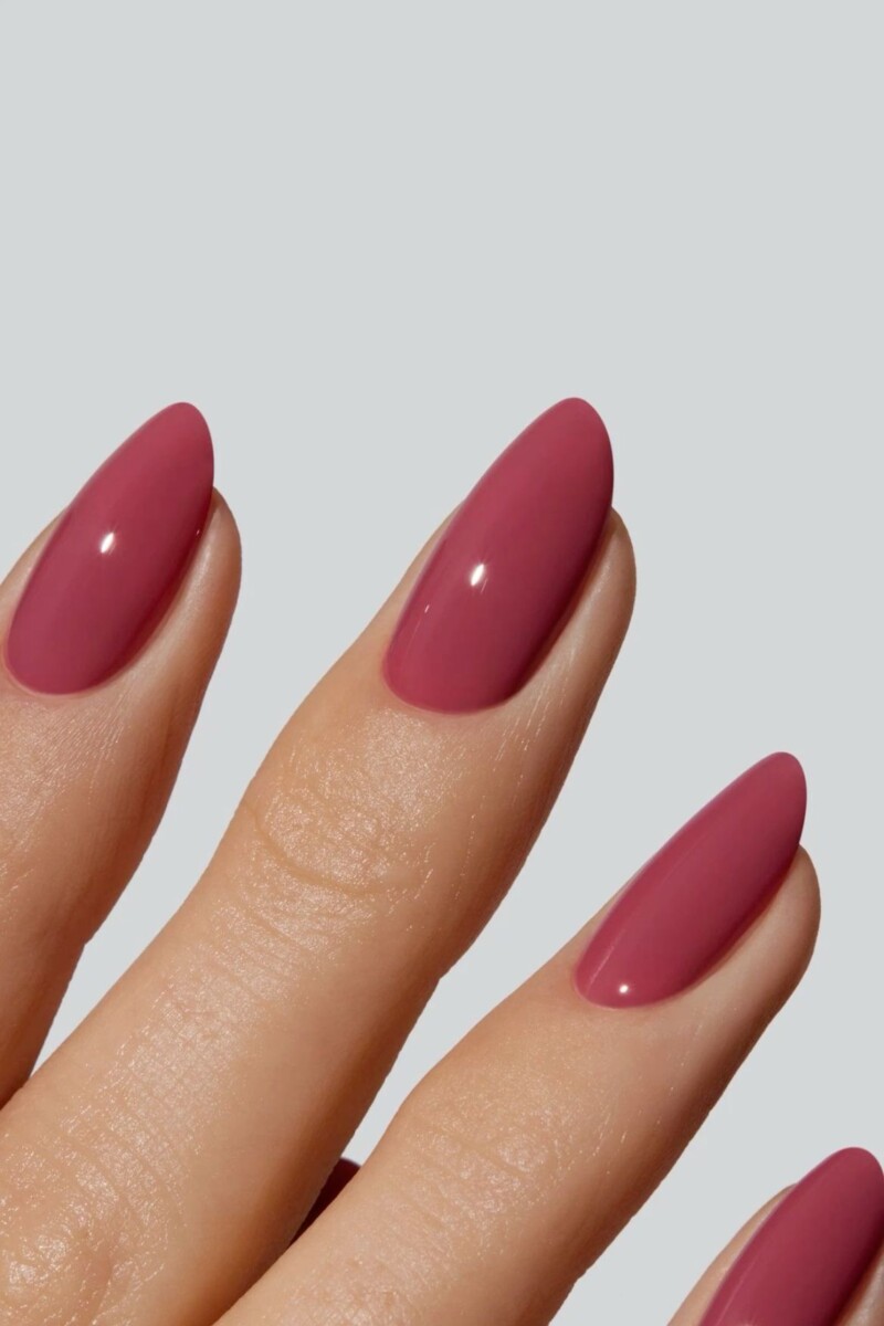 Vernis gel rose poudré entretien