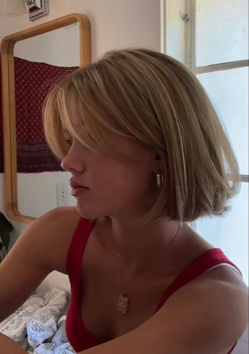 Carré avec frange rideau