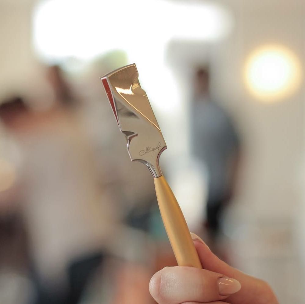 Trait rasoir cheveux guide