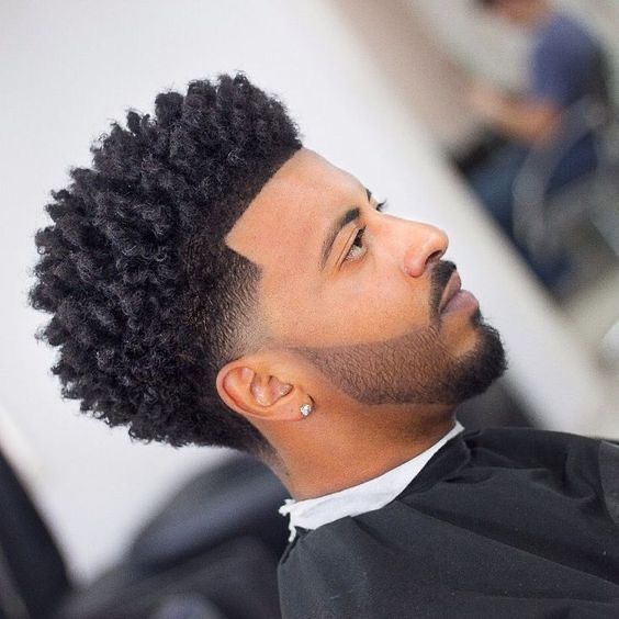 Coupe afro homme tendance
